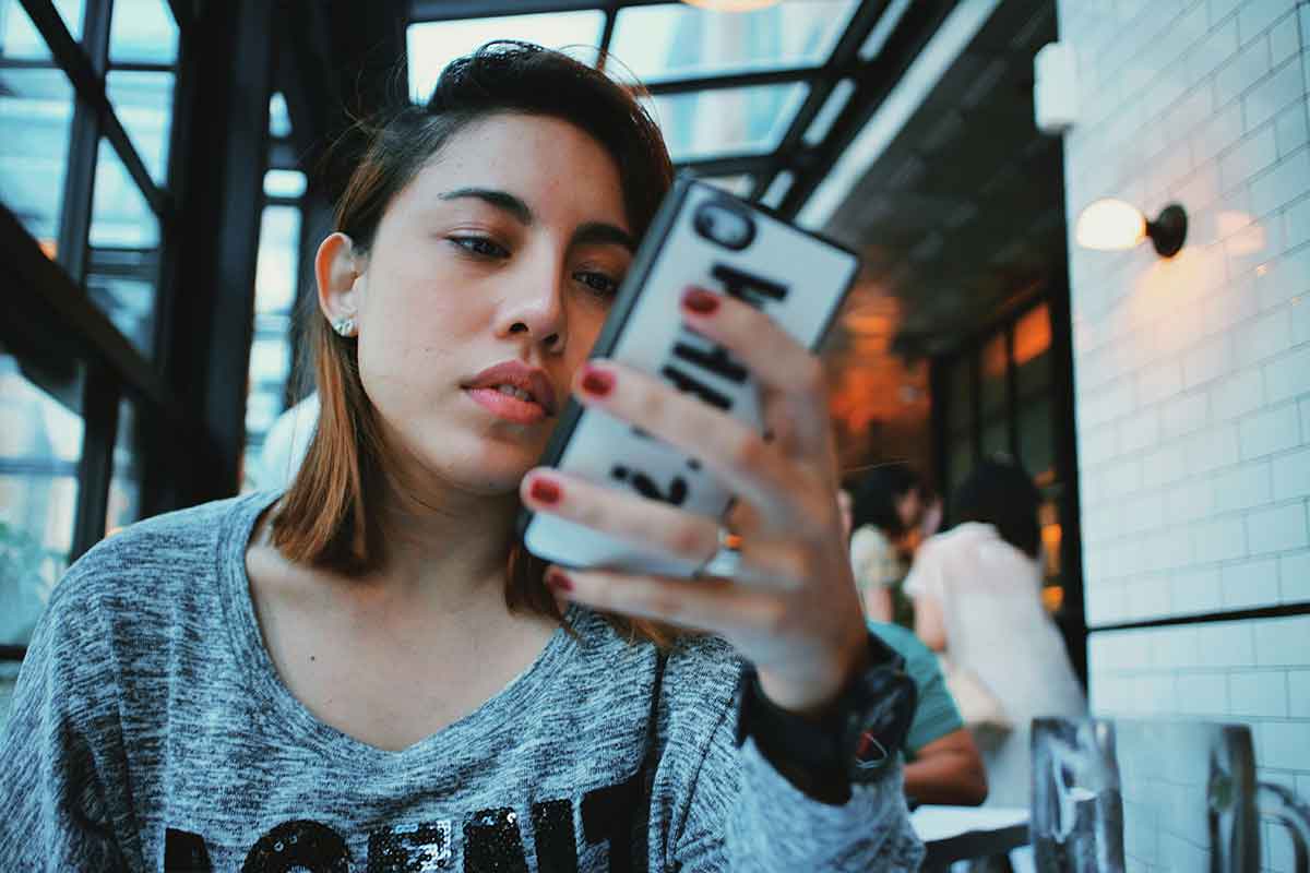 a woman reading news